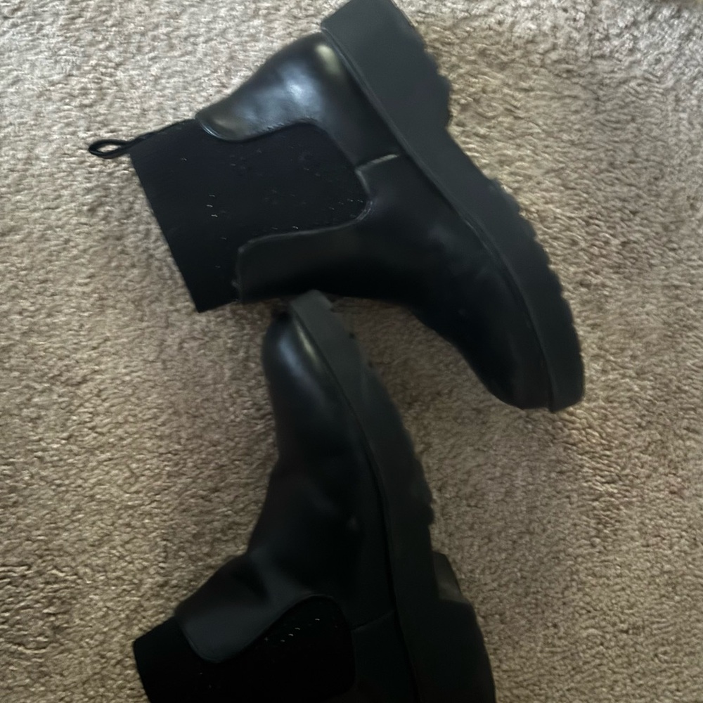 Marc Fisher Kids Black Chelsea Booties